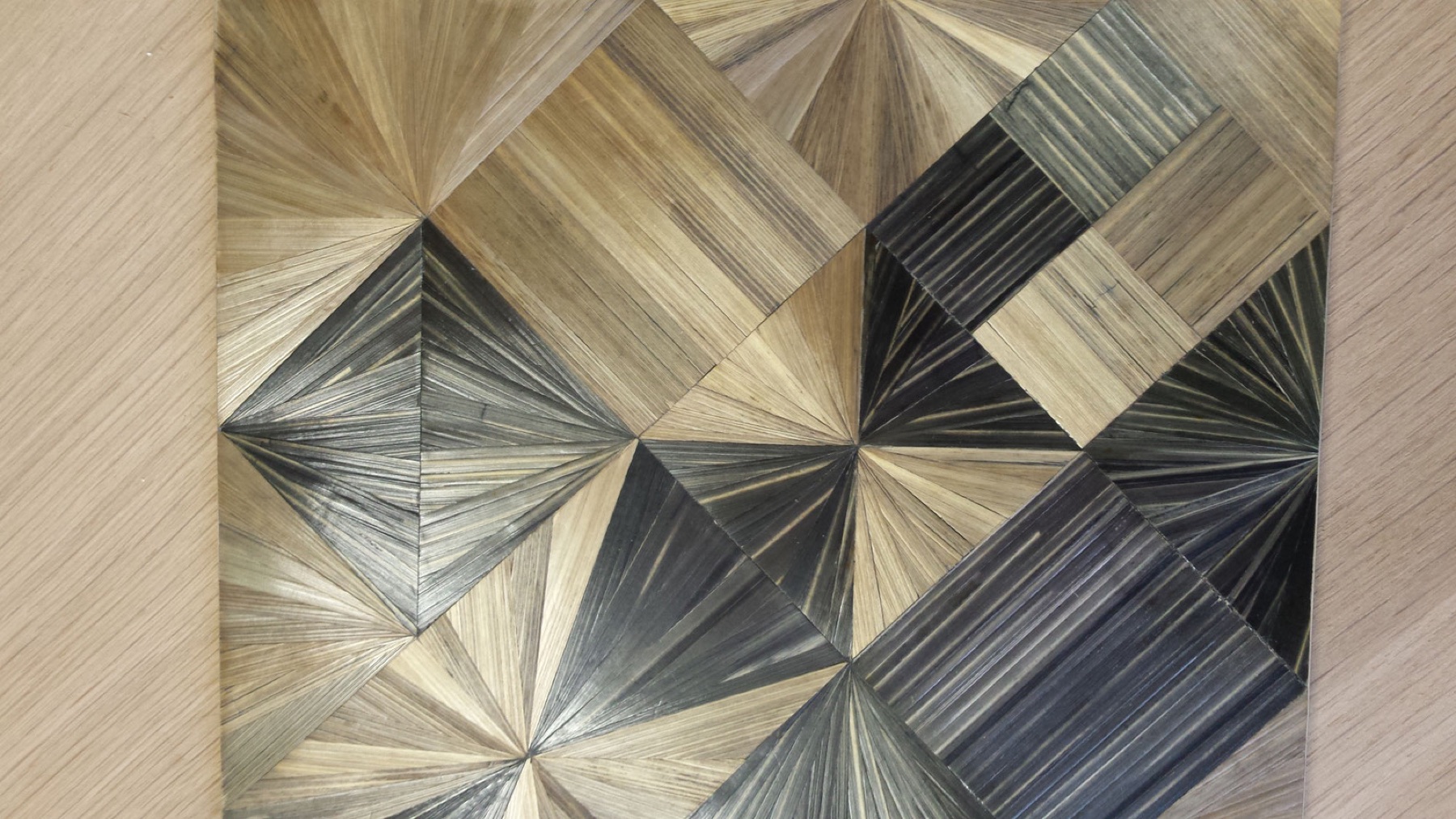Décor de paille à motif d'étoiles