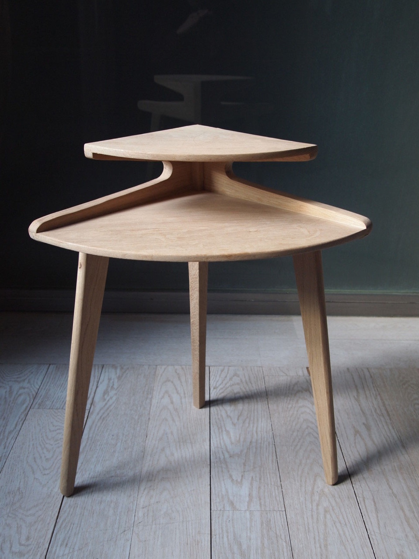 Table d'appoint en chêne massif